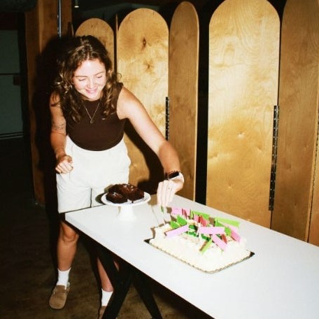 Rachael Cruickshanks speaking at an event
